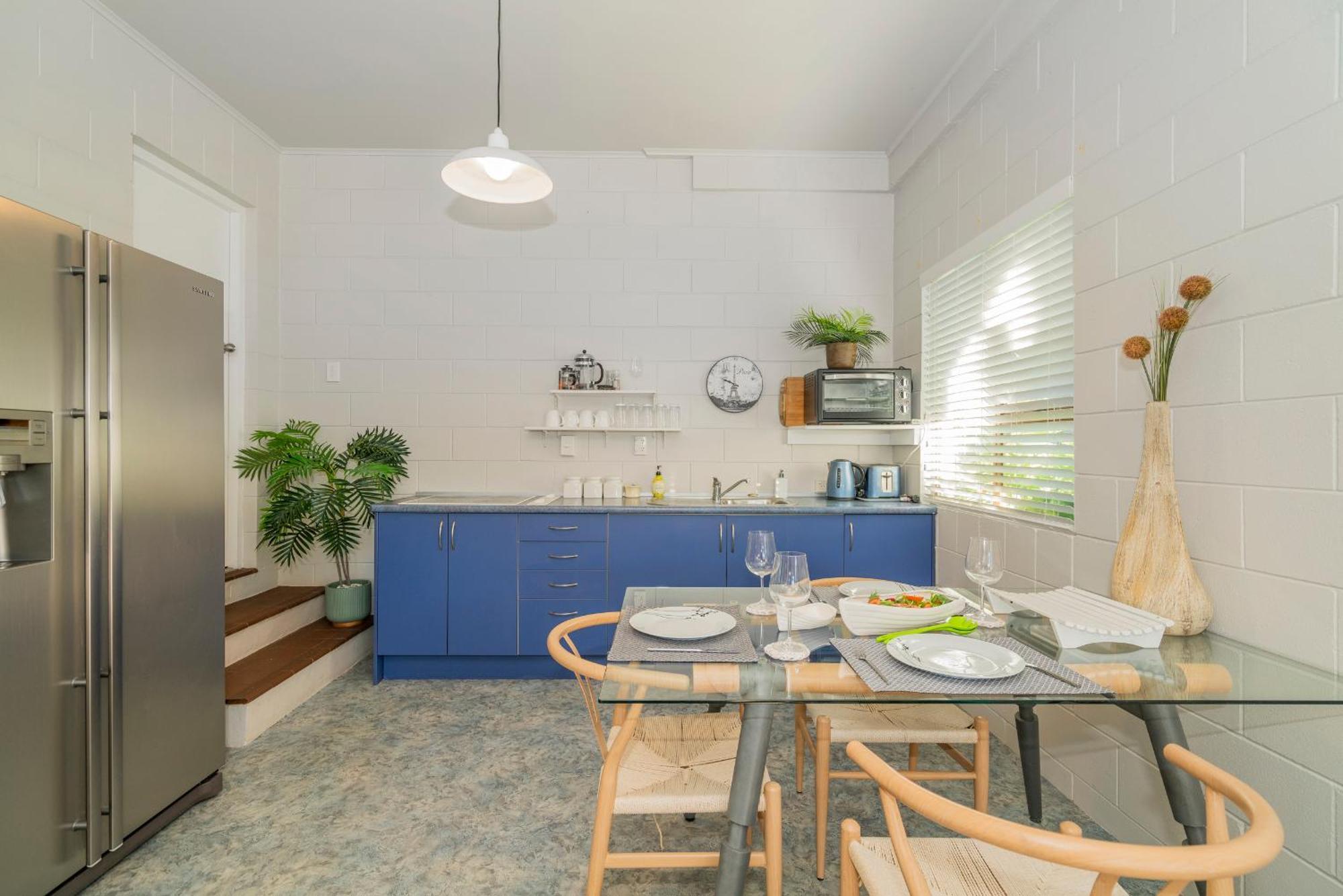 Oceans 88 Whitianga Coastal Suites Oda fotoğraf